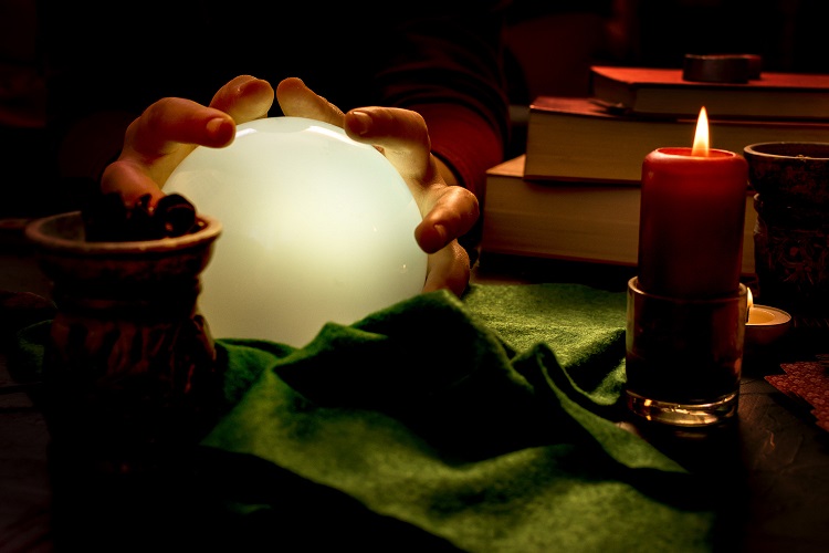 Mum Büyüsü Nedir?